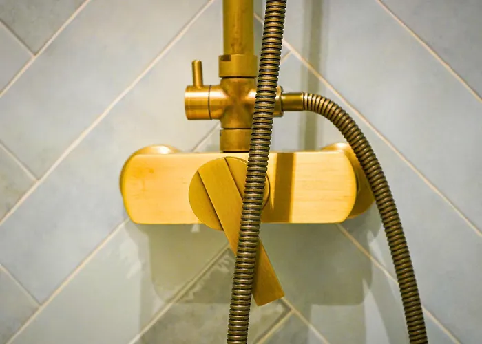 Сasa de vacaciones Idéal Pour Couple, Famille&pros - Jusqu'à 6 Pers - Classé 2 étoiles - Baignoire Balnéo - Espace De Travail Dédié - A 10min De La Gare Sncf, Du Centre D'angoulême, Et Du Musée De La Bd - Parking Privé Et Gratuit - Wifi Gratuit