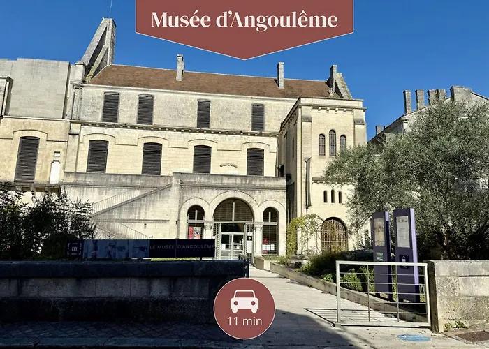 Сasa de vacaciones Idéal Pour Couple, Famille&pros - Jusqu'à 6 Pers - Classé 2 étoiles - Baignoire Balnéo - Espace De Travail Dédié - A 10min De La Gare Sncf, Du Centre D'angoulême, Et Du Musée De La Bd - Parking Privé Et Gratuit - Wifi Gratuit